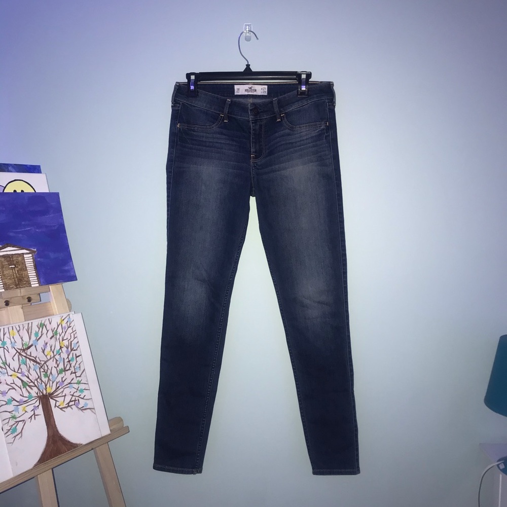 Holister jeans.
